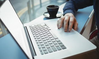 大学教师与大厂程序员 职业路径的差异与意义